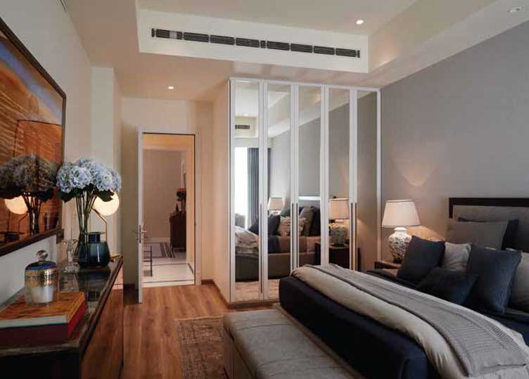 master bedroom at camellias