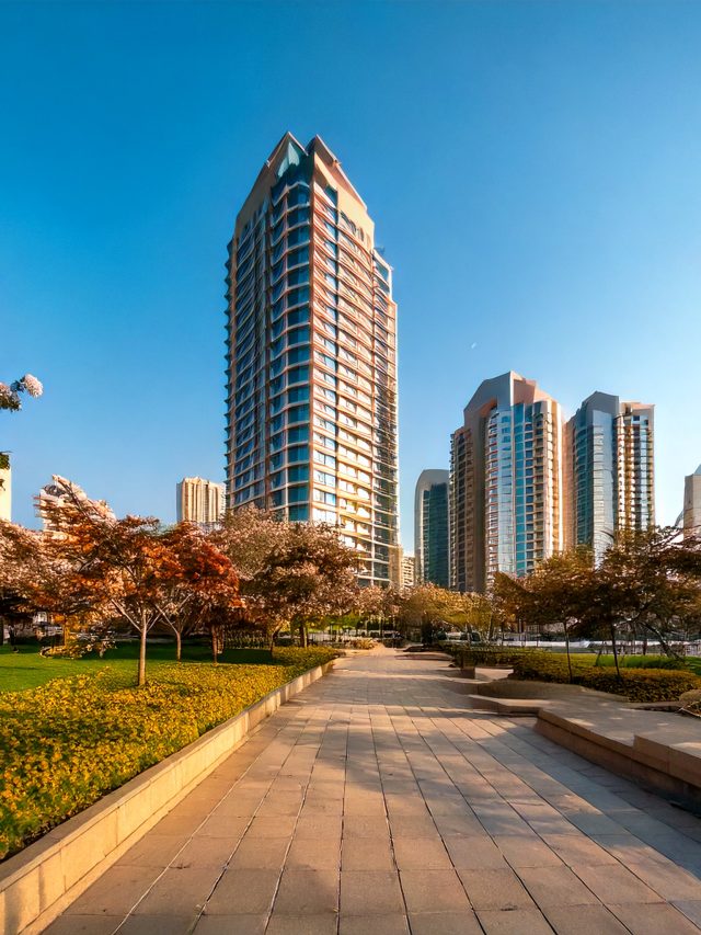 DLF Phase 6 – A New Chapter By DLF